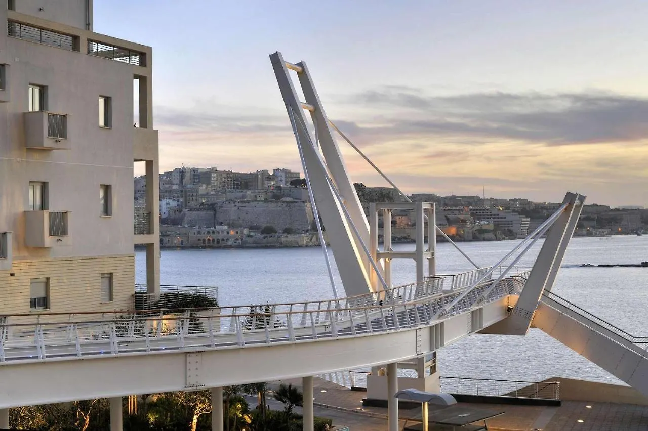 Seafront Lux Apart Inc Pool, Upmarket Area Sliema